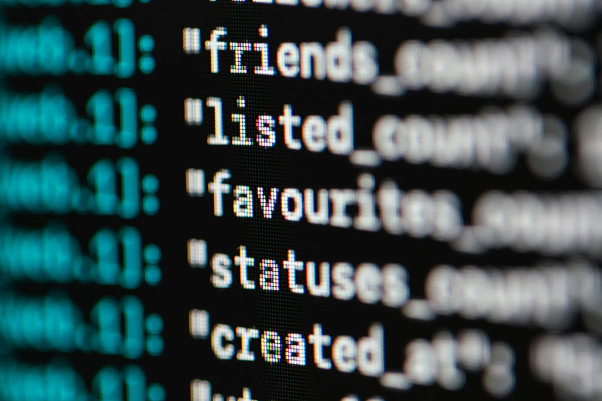 MySQL vs PostgreSQL: Key Differences & Which One to Use